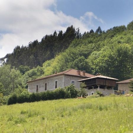 Agroturismo La Casona de Belmonte Ovinana  Exterior foto