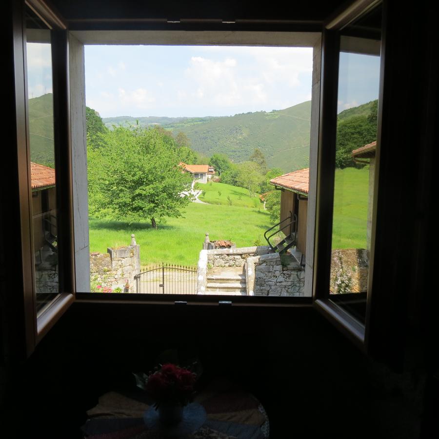 Agroturismo La Casona de Belmonte Ovinana  Exterior foto