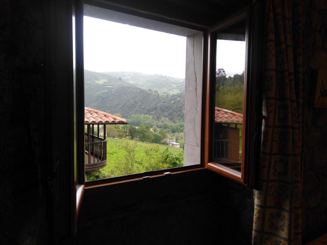 Agroturismo La Casona de Belmonte Ovinana  Exterior foto
