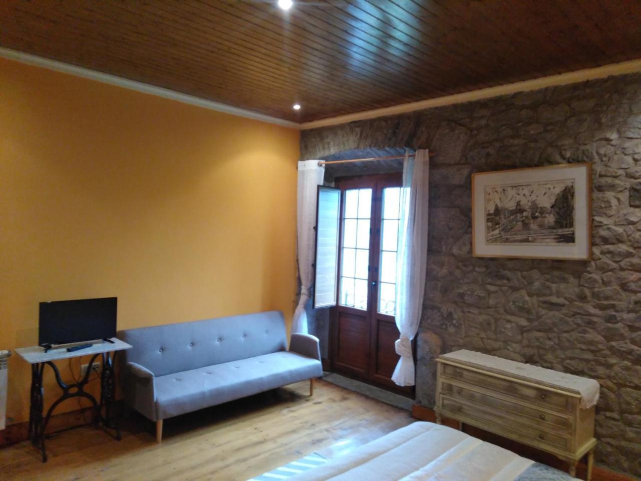 Agroturismo La Casona de Belmonte Ovinana  Exterior foto