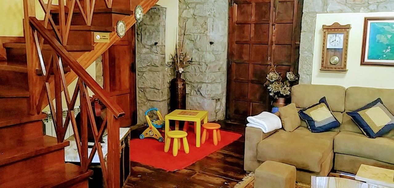 Agroturismo La Casona de Belmonte Ovinana  Exterior foto