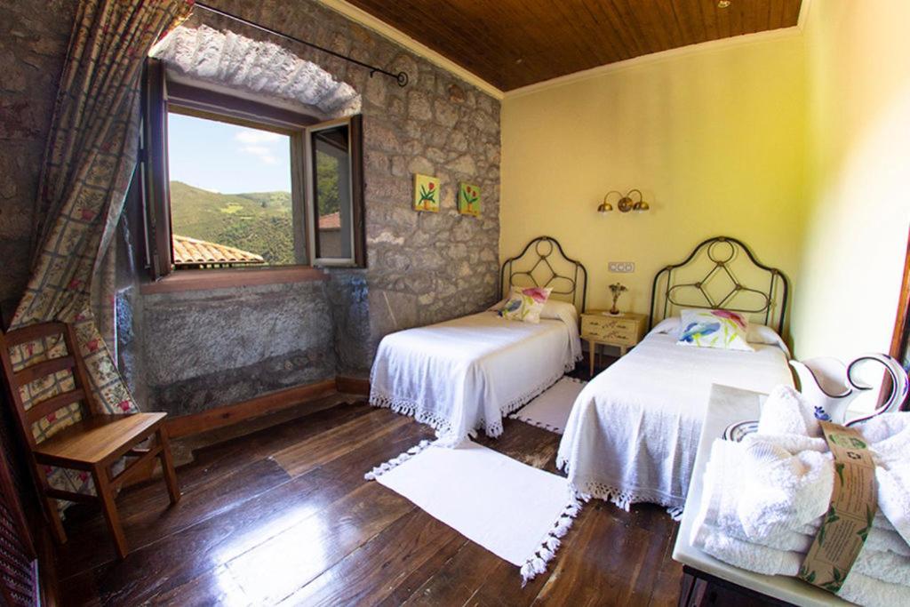 Agroturismo La Casona de Belmonte Ovinana  Exterior foto